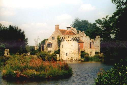 Scotney Castle